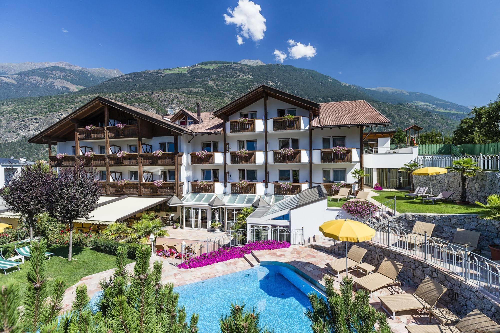 Dolcevita Hotel Jagdhof Ласес Екстериор снимка