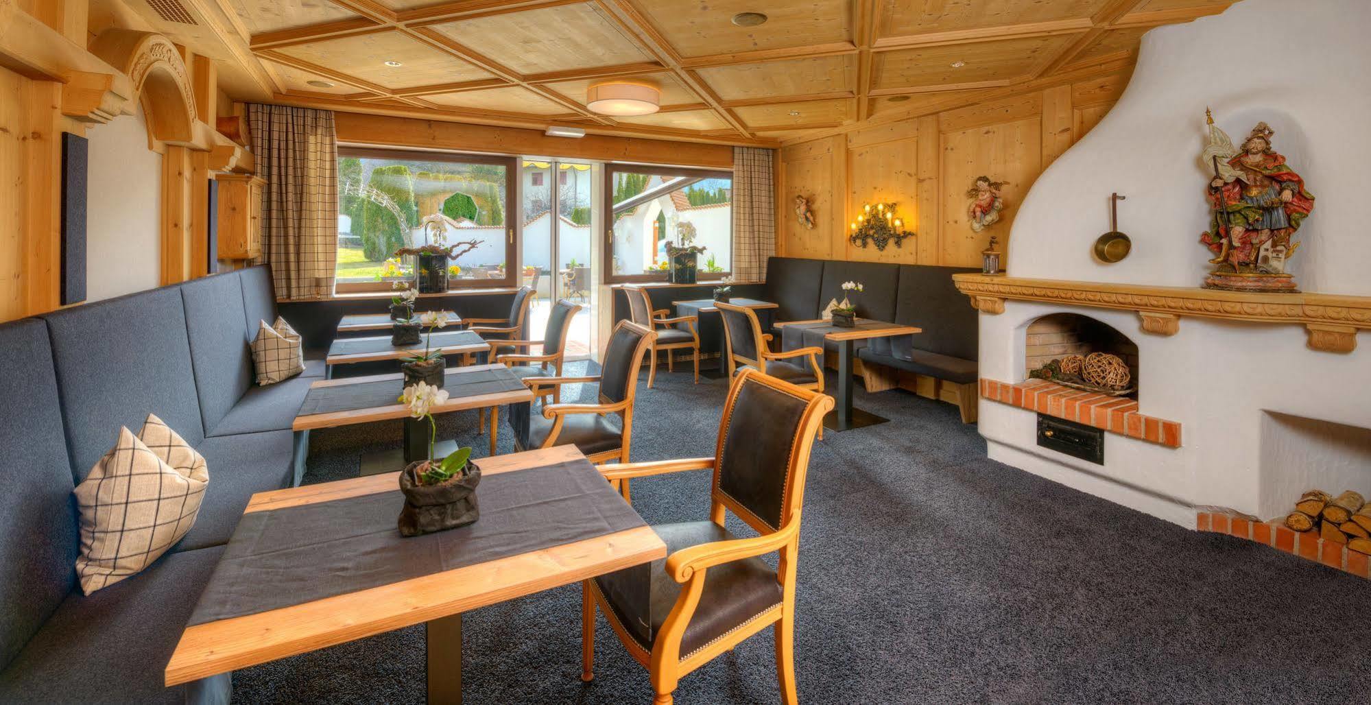 Dolcevita Hotel Jagdhof Ласес Екстериор снимка