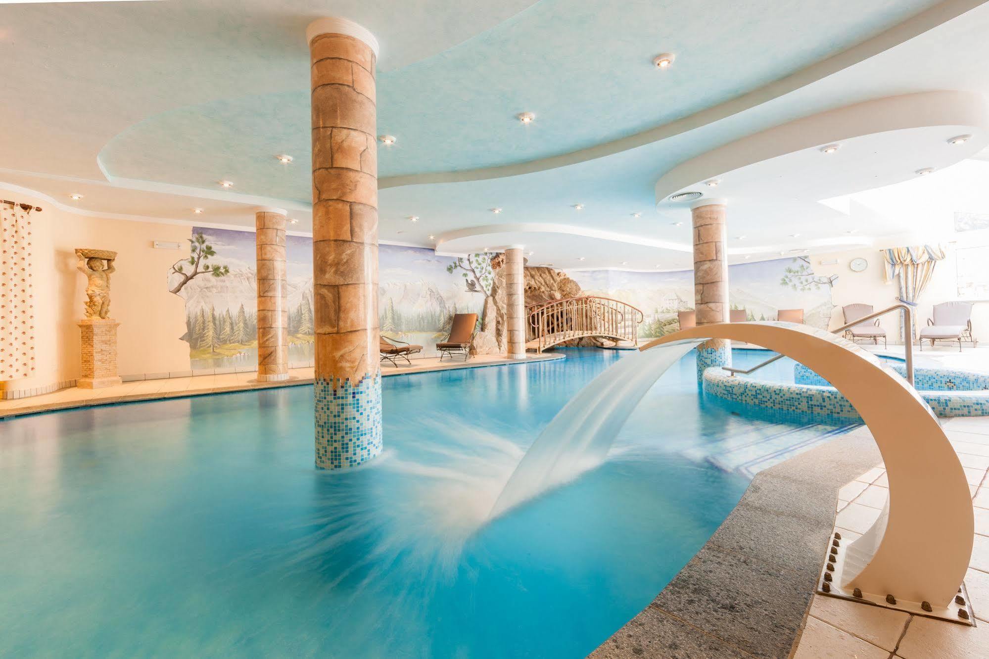 Dolcevita Hotel Jagdhof Ласес Екстериор снимка