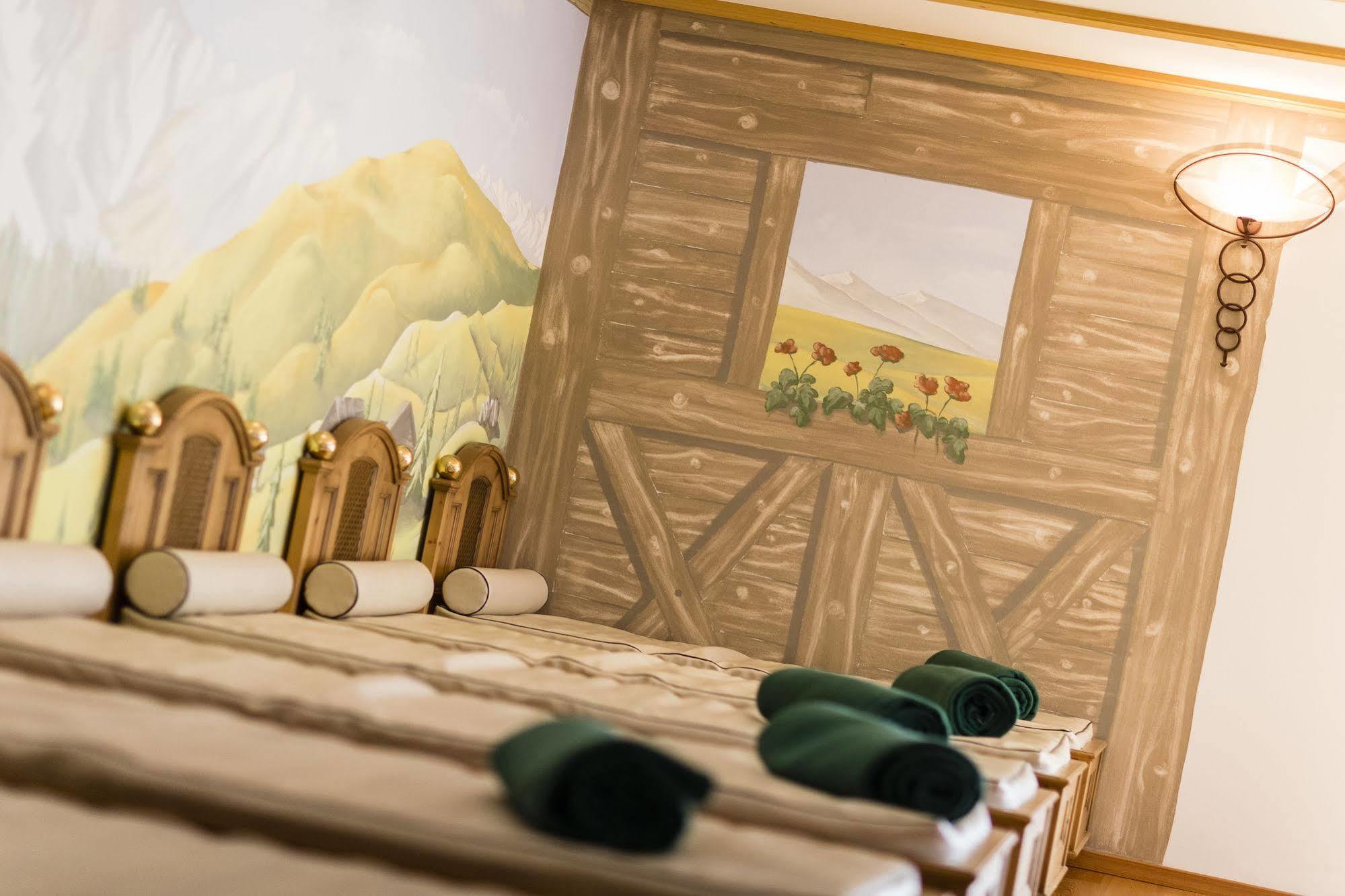 Dolcevita Hotel Jagdhof Ласес Екстериор снимка